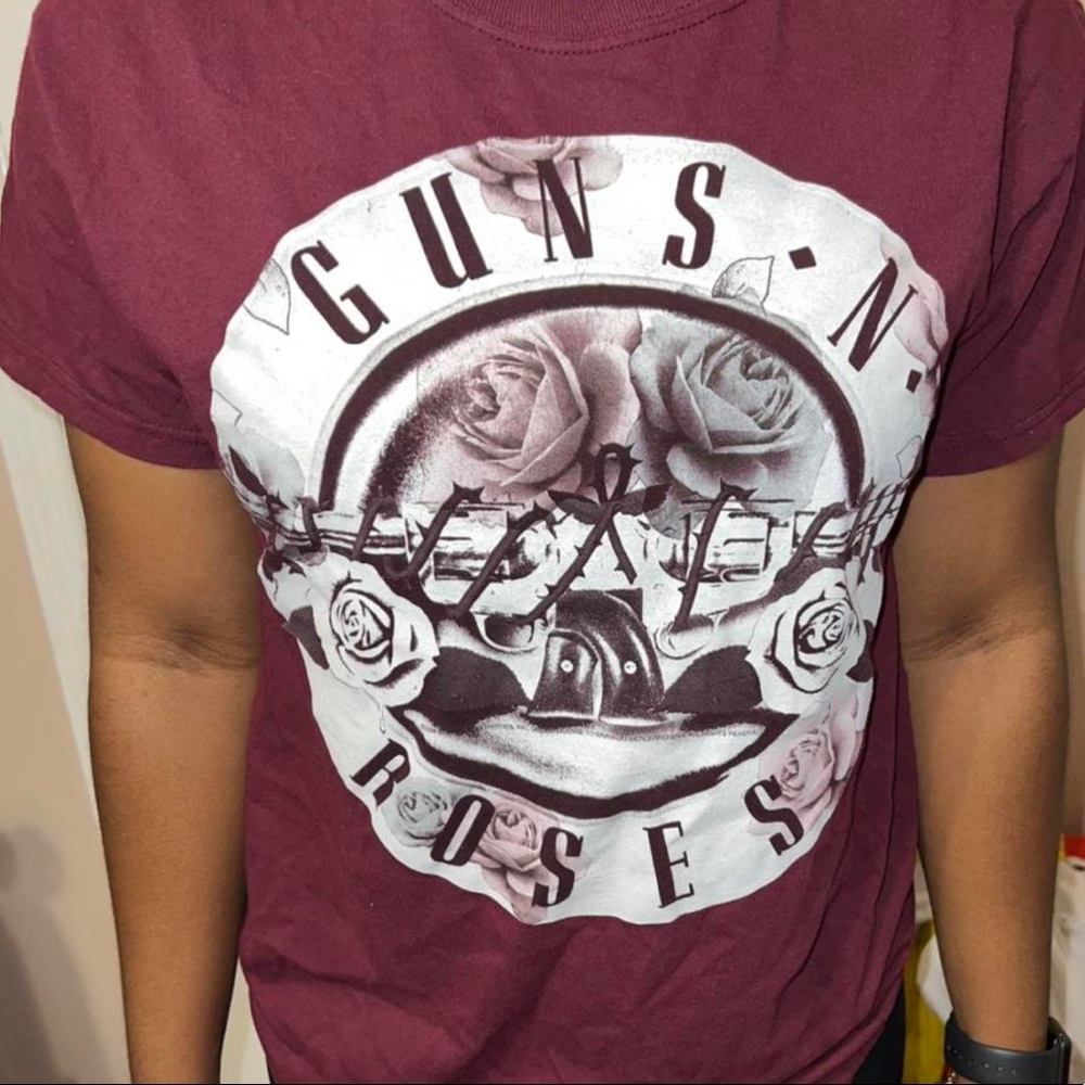 Very cute graphic tee
#graphictshirt #graphictee #cutetshirt #shirt
